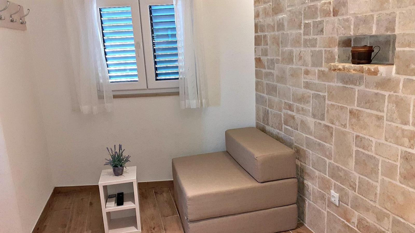 Stone House Bonaca Apartment Baska Voda Room photo
